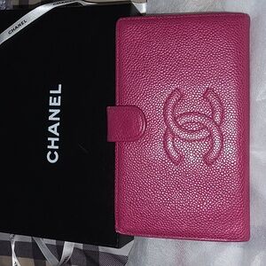 CHANEL Fuchsia Leather Wallet